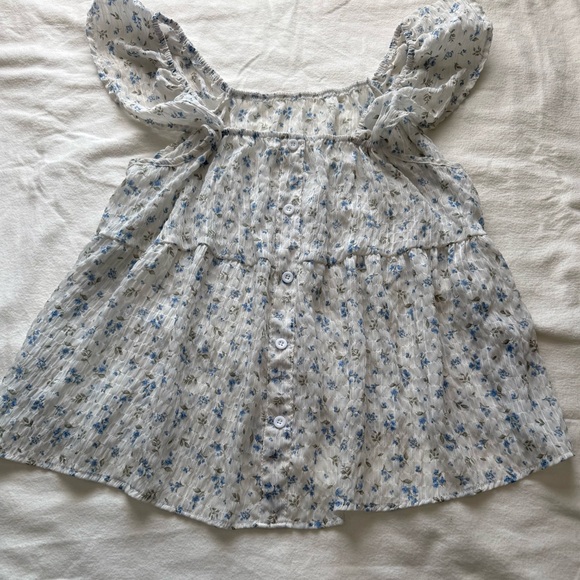 SHEIN Tops - Adorable White and Blue Floral women  Blouse